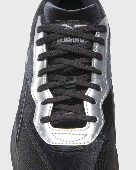 PLEASURES X REEBOK HAMMER STREET (TENNIS) - BLACK/SILVER
