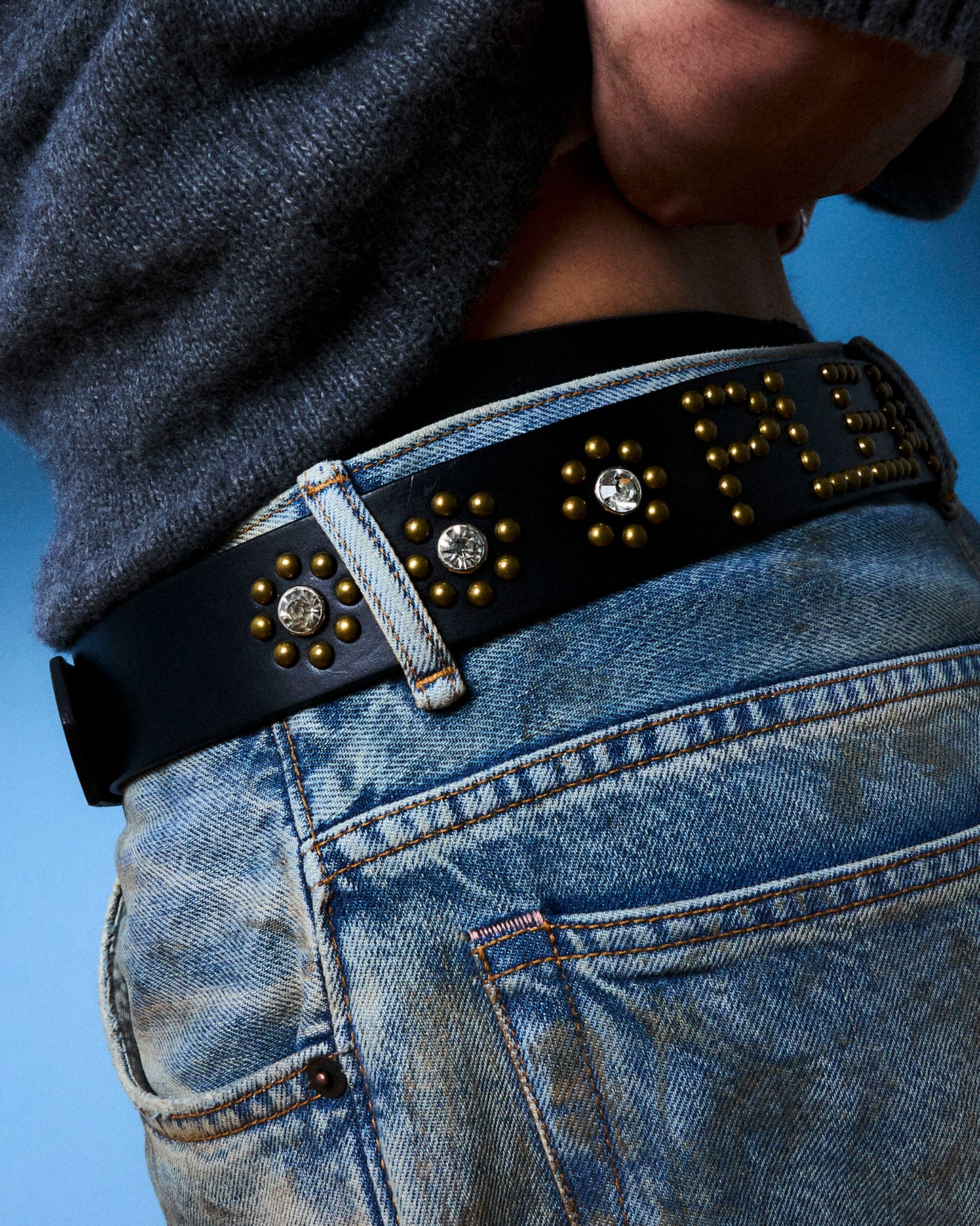 STUDDED BELT