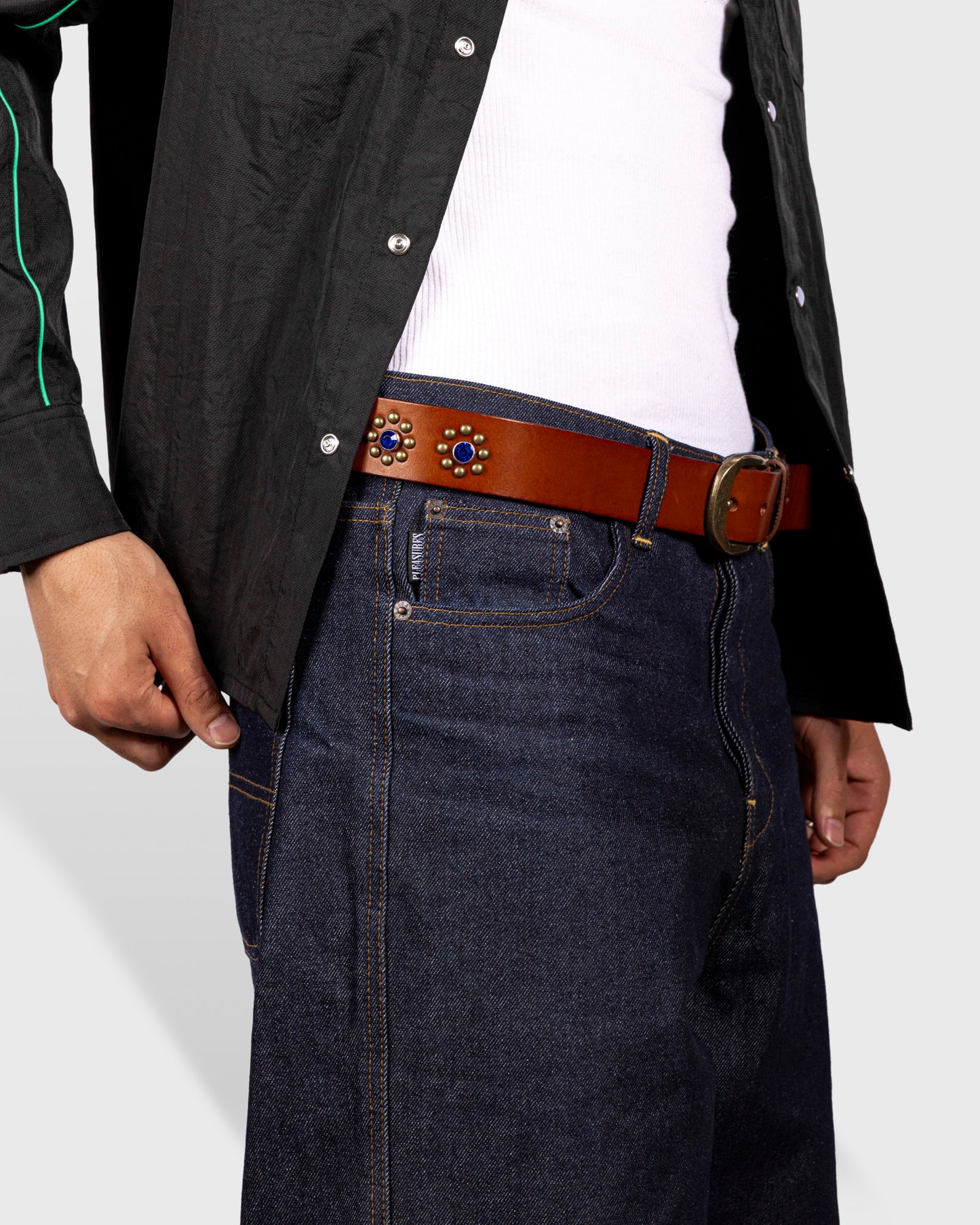 STUDDED BELT