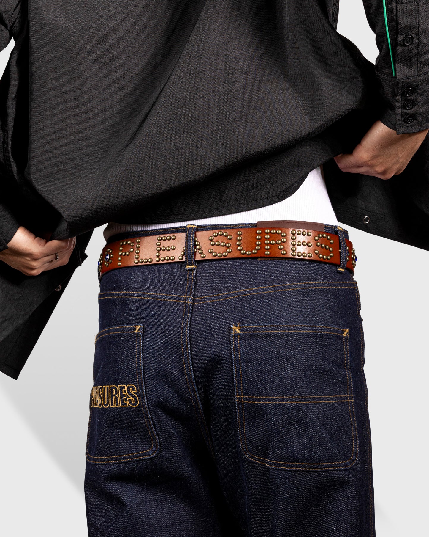 STUDDED BELT