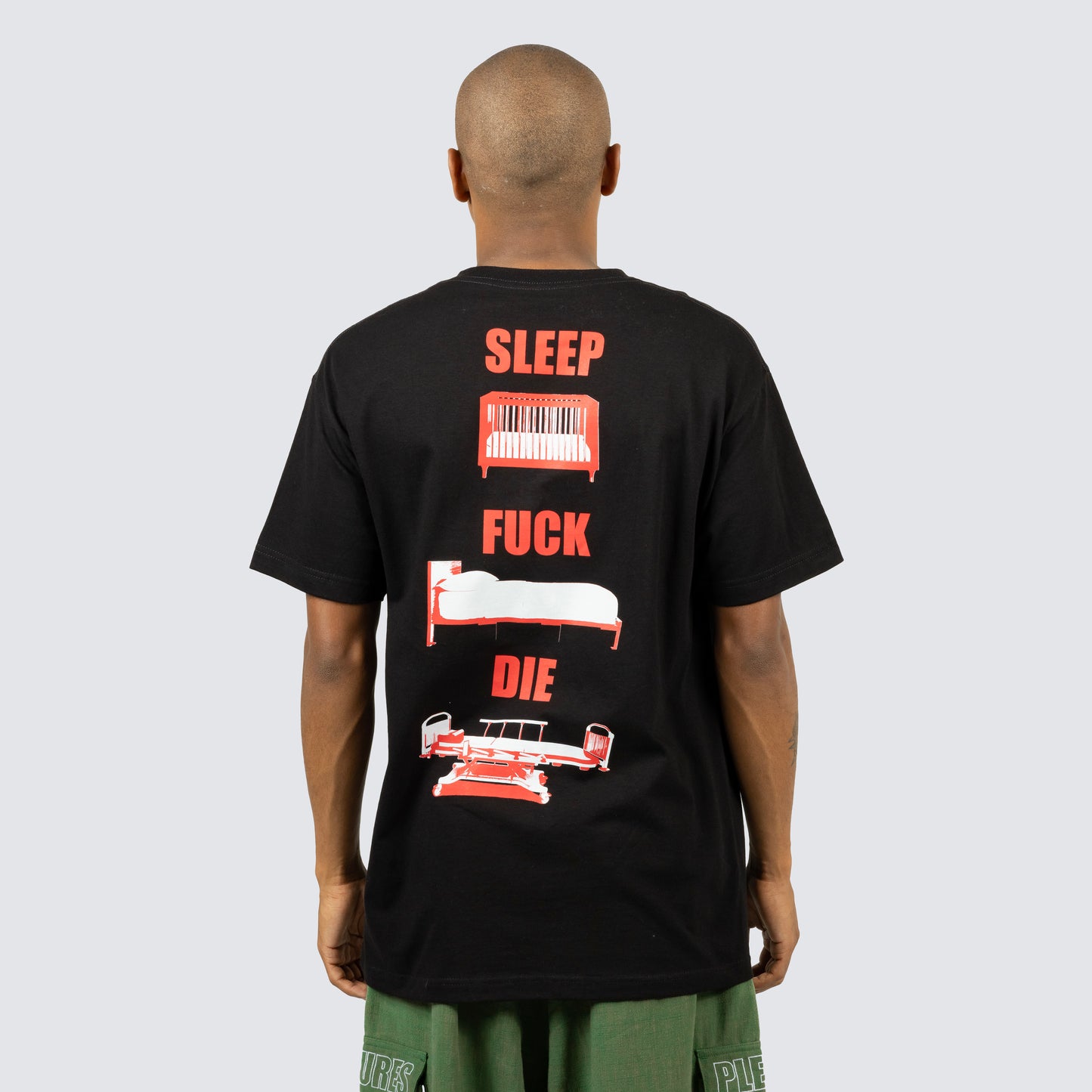BED T-SHIRT