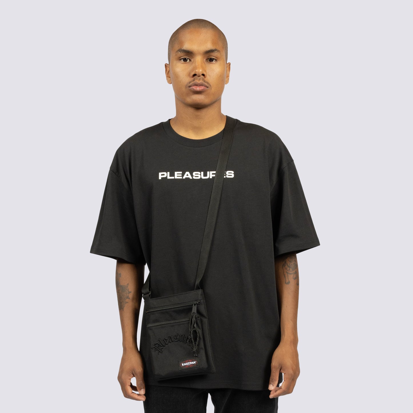 EASTPAK x PLEASURES RUSHER MINI BAG