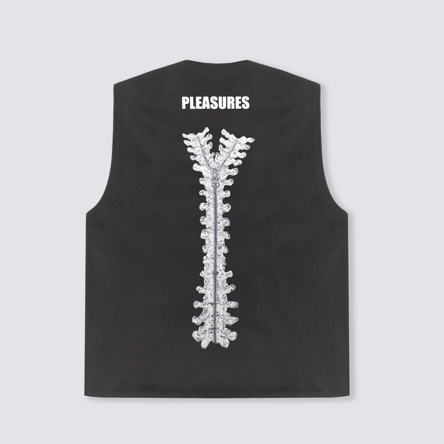 EASTPAK x PLEASURES UTILITY VEST
