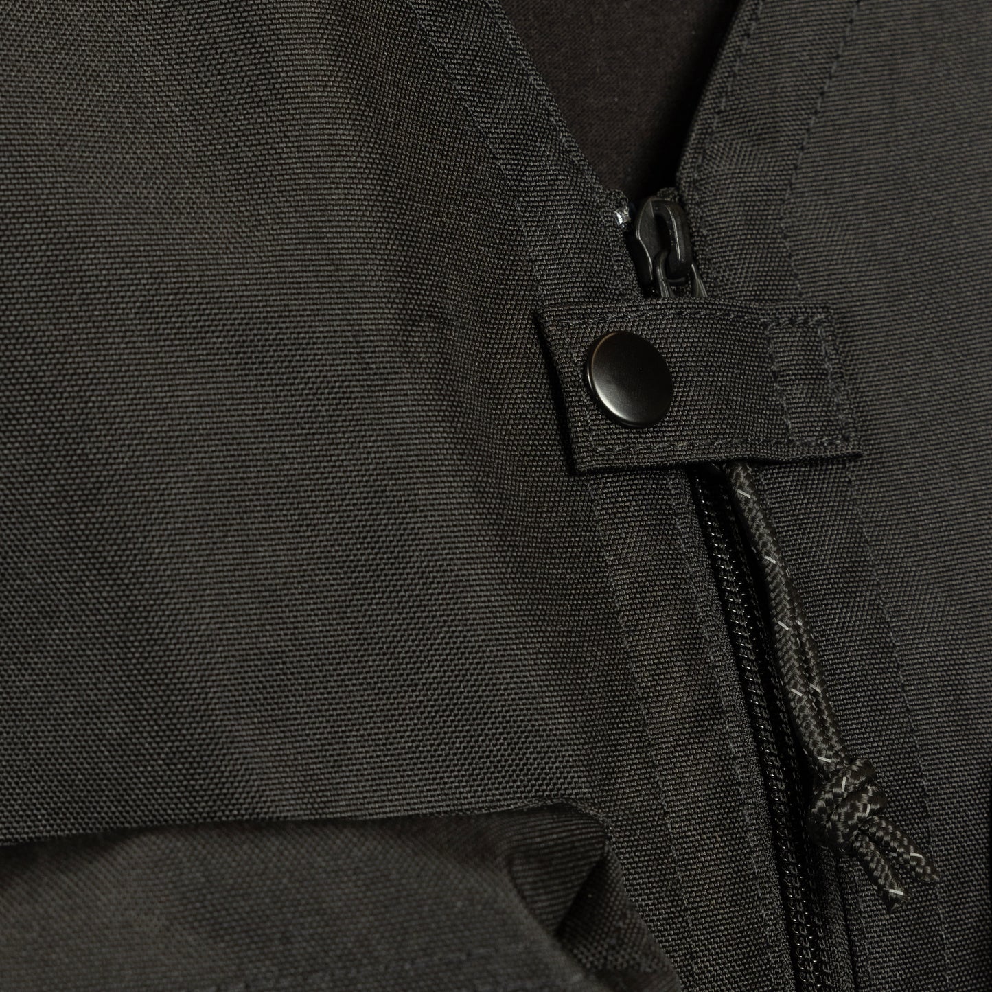 EASTPAK x PLEASURES UTILITY VEST
