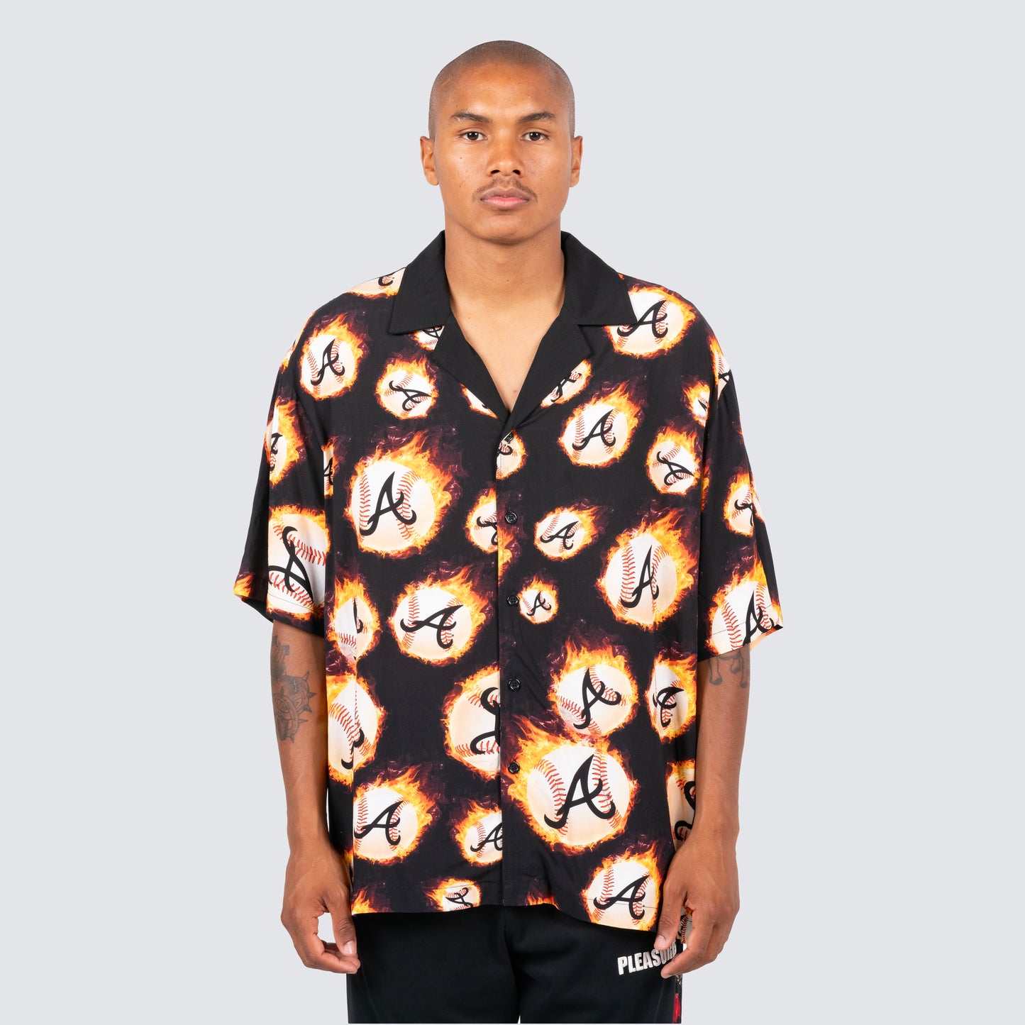 FIREBALL BUTTON DOWN - BRAVES