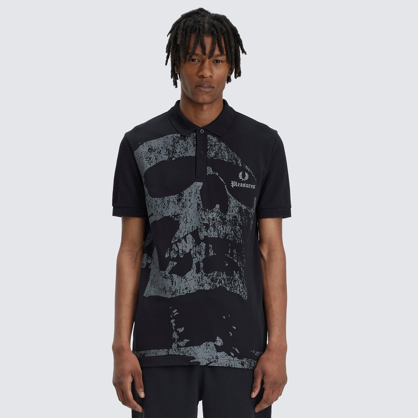 SKULL PRINT FRED PERRY SHIRT