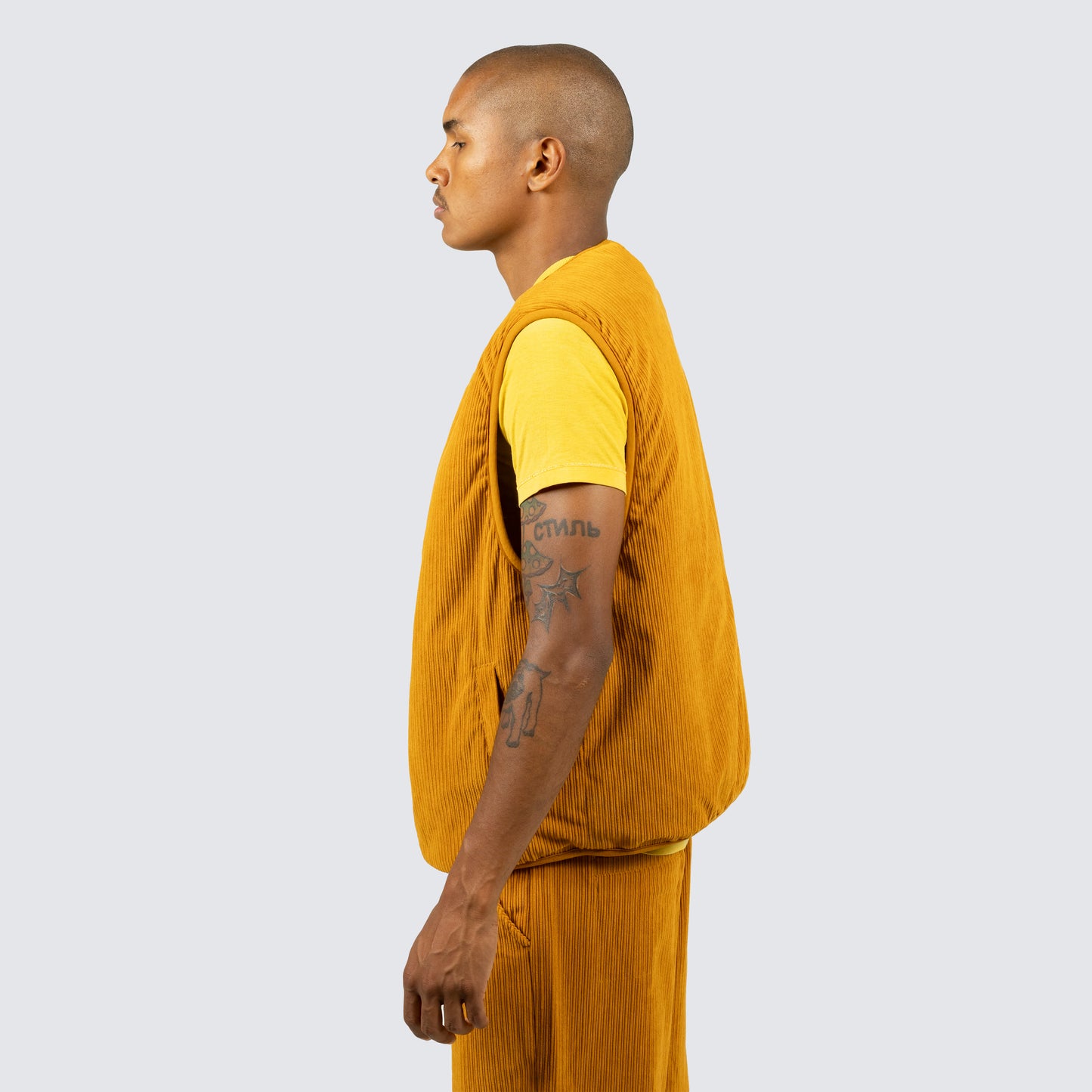 INFINITE REVERSIBLE VEST