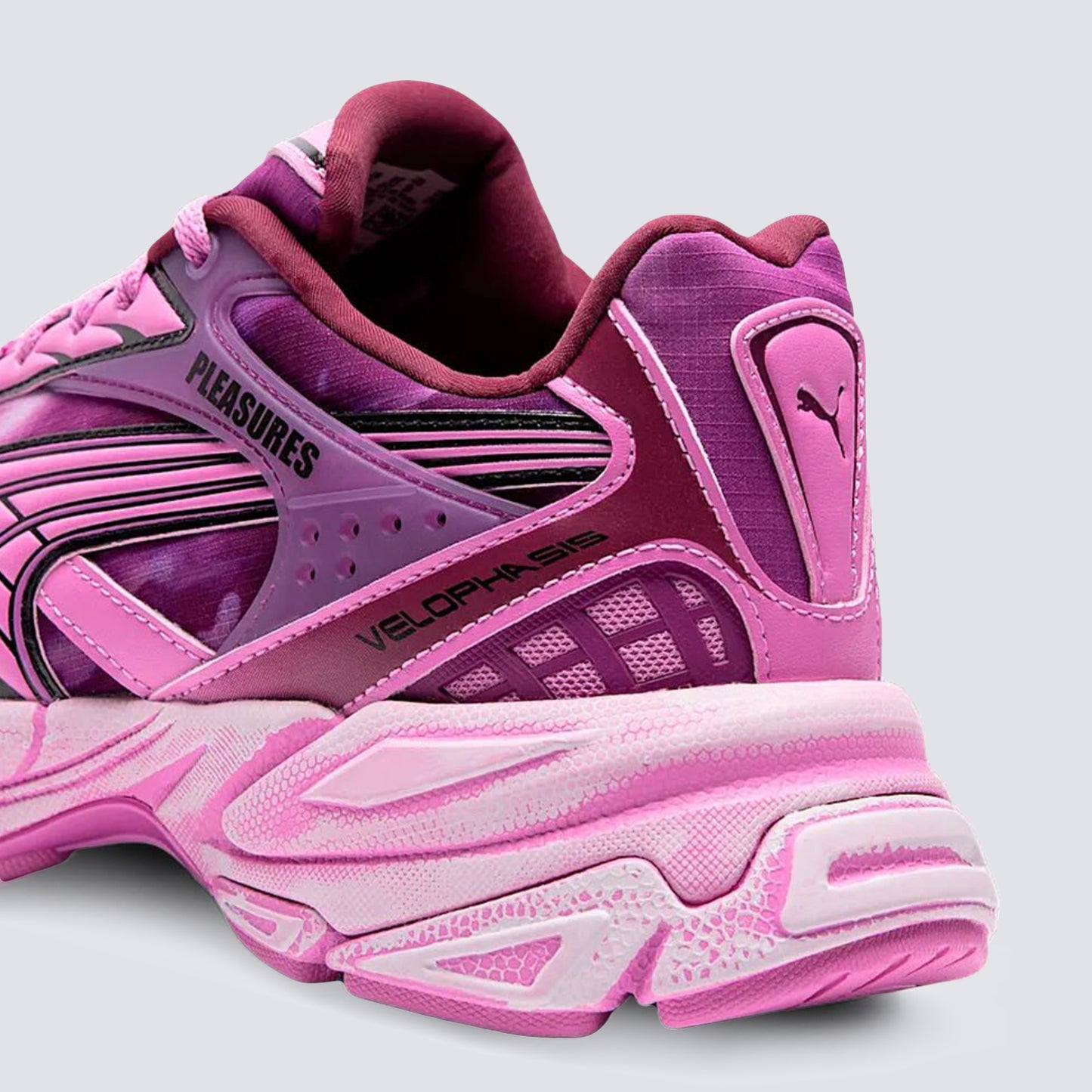 PLEASURES x PUMA VELOPHASIS