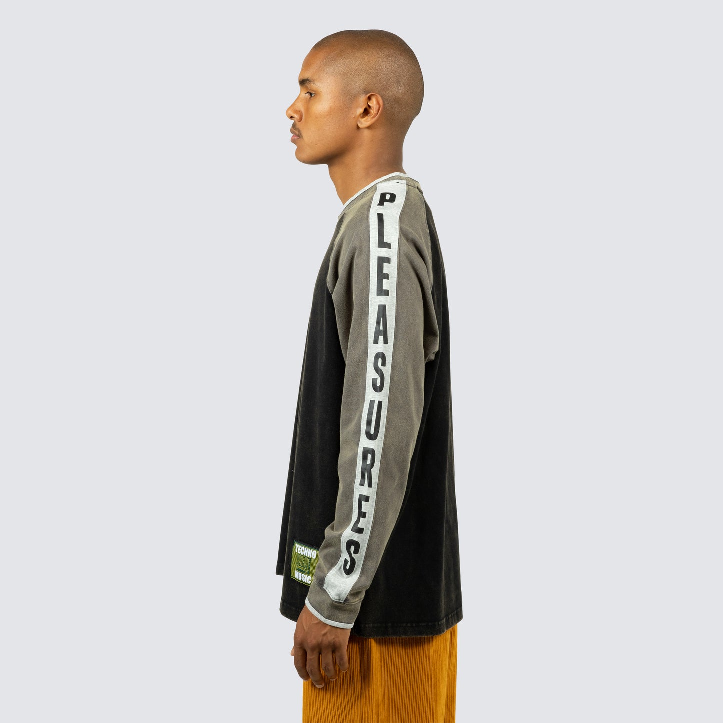 TECHNO RAGLAN LONG SLEEVE