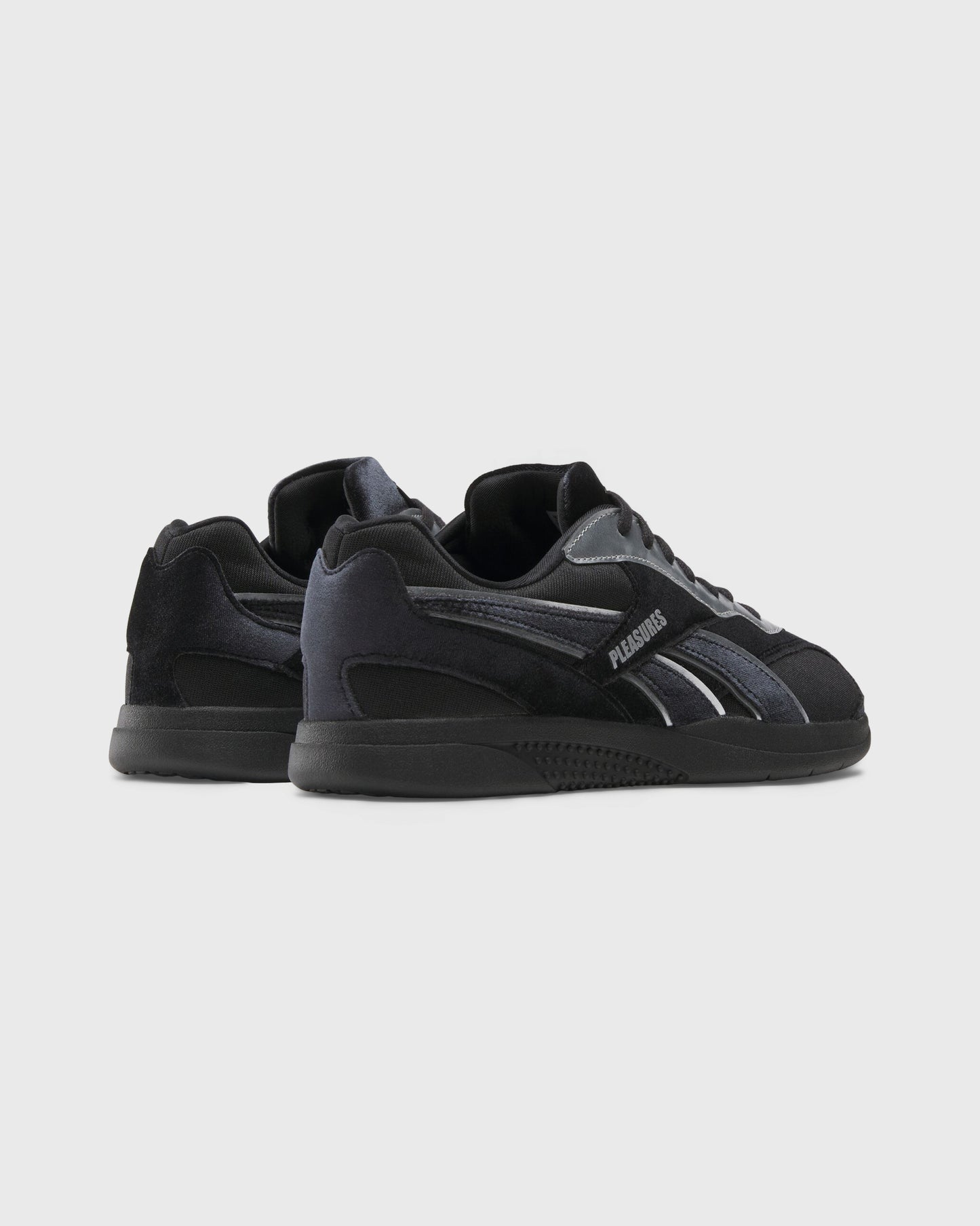 PLEASURES X REEBOK HAMMER STREET (TENNIS) - BLACK/SILVER