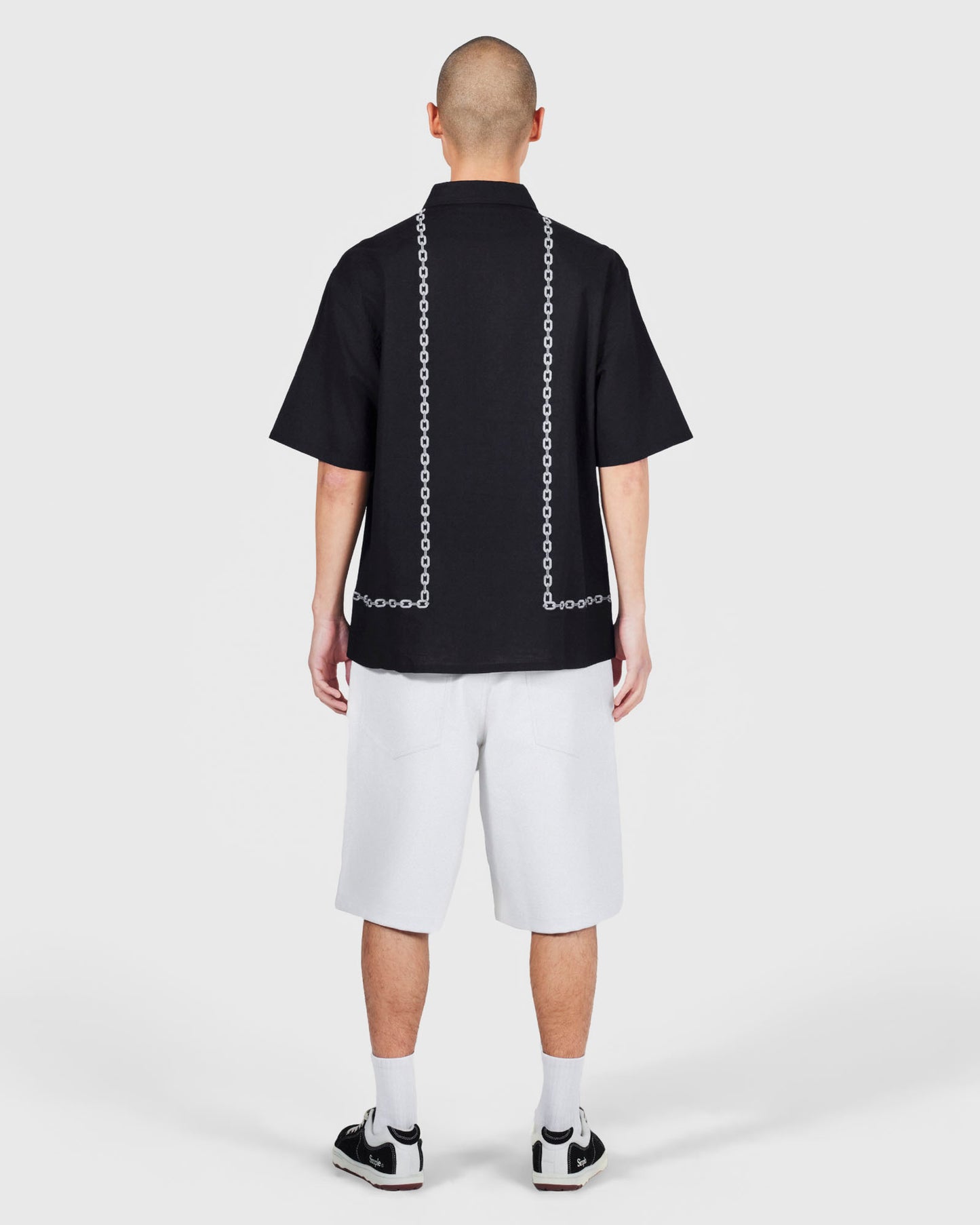 CHAIN BUTTON UP