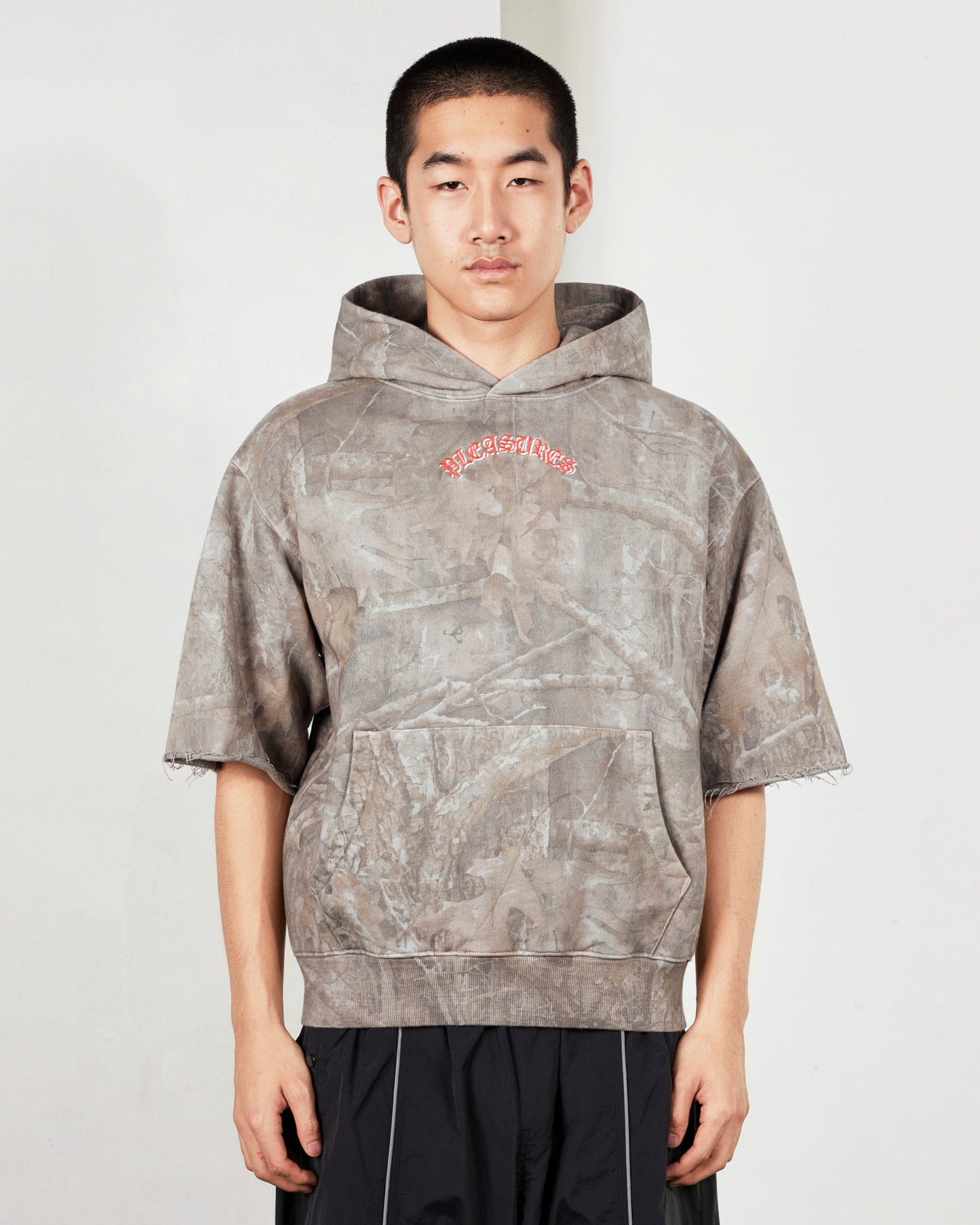 CUT OFF HOODIE