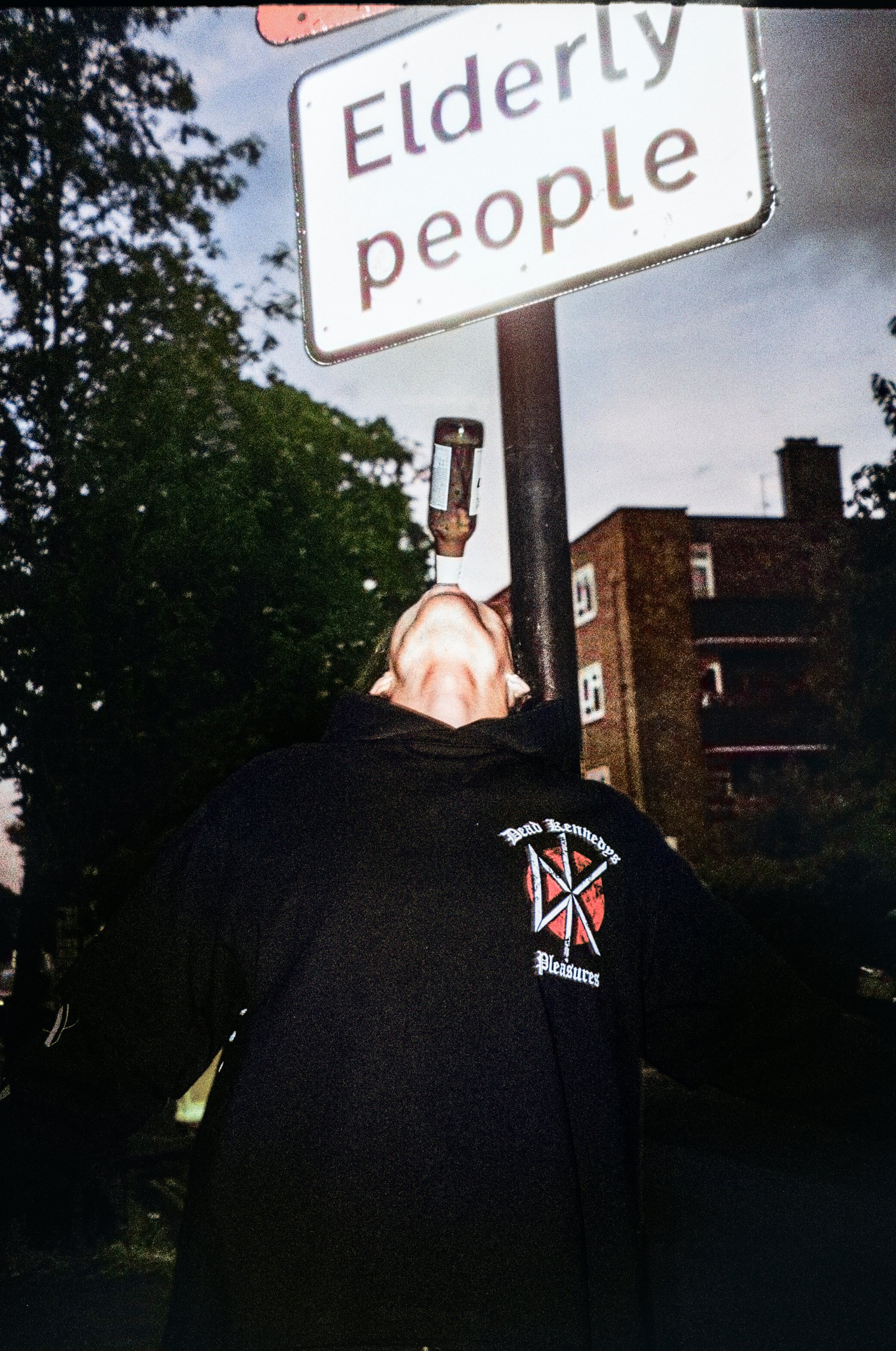 DEAD KENNEDYS X PLEASURES