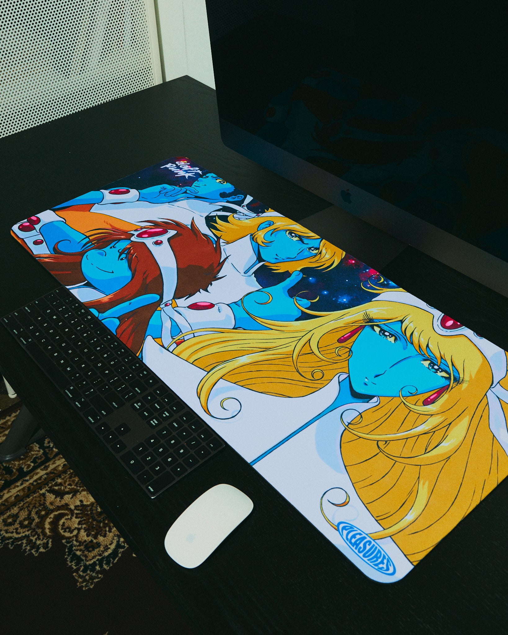 INTERSTELLA GAMING PAD – PLEASURES