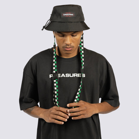 EASTPAK x PLEASURES BUCKET HAT CROSSBODY