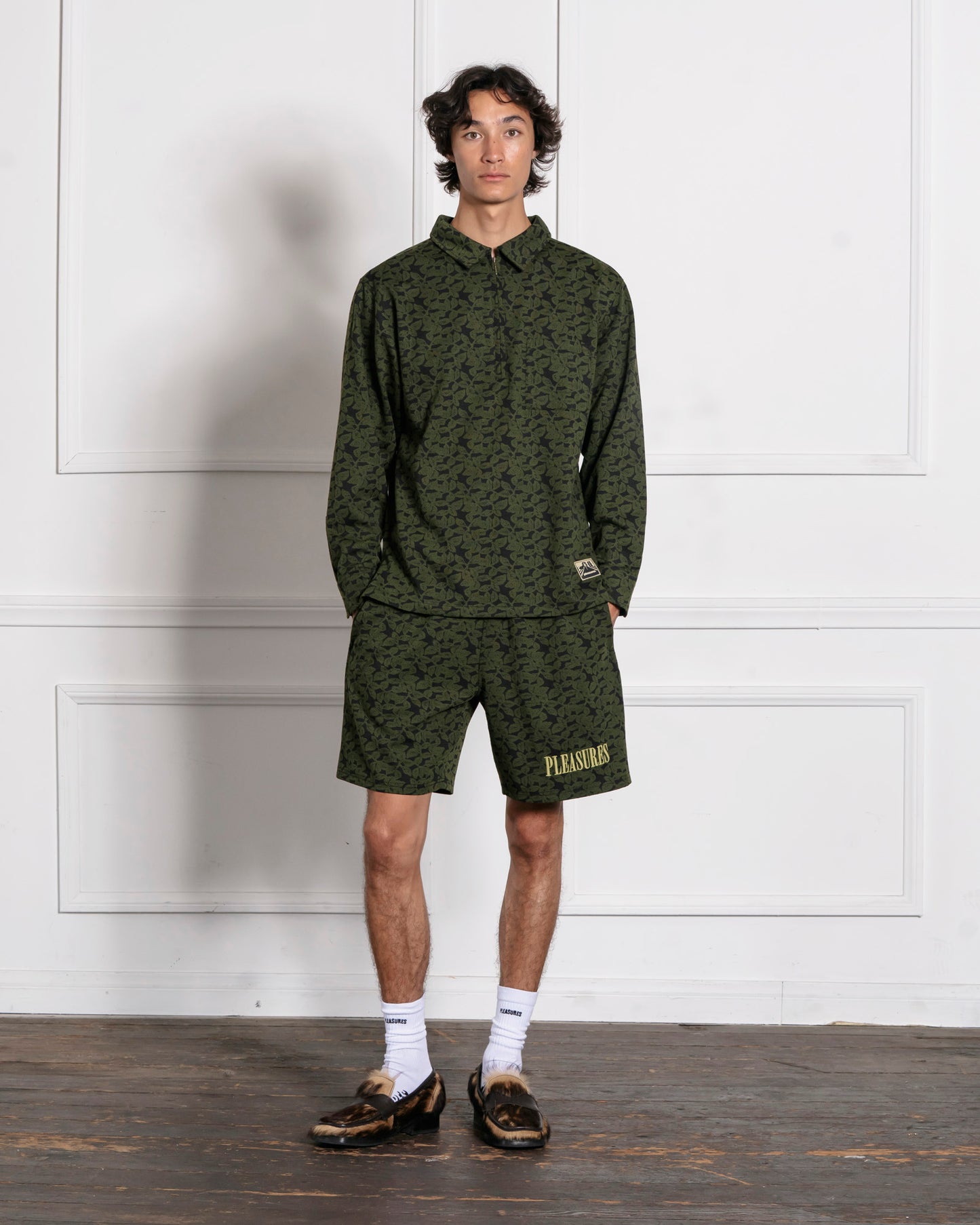 LEAF JACQUARD SHORTS