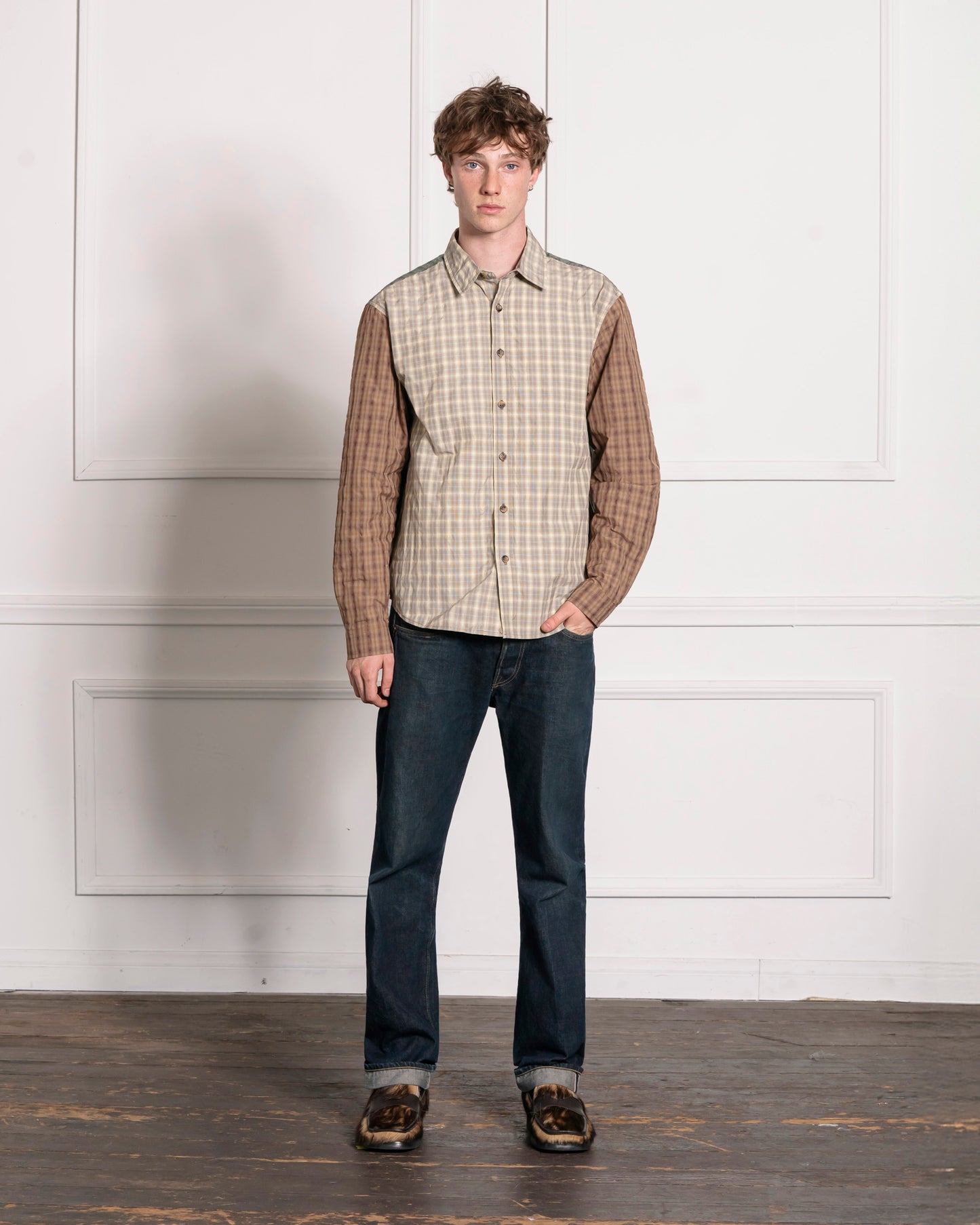 DAZED BUTTON UP