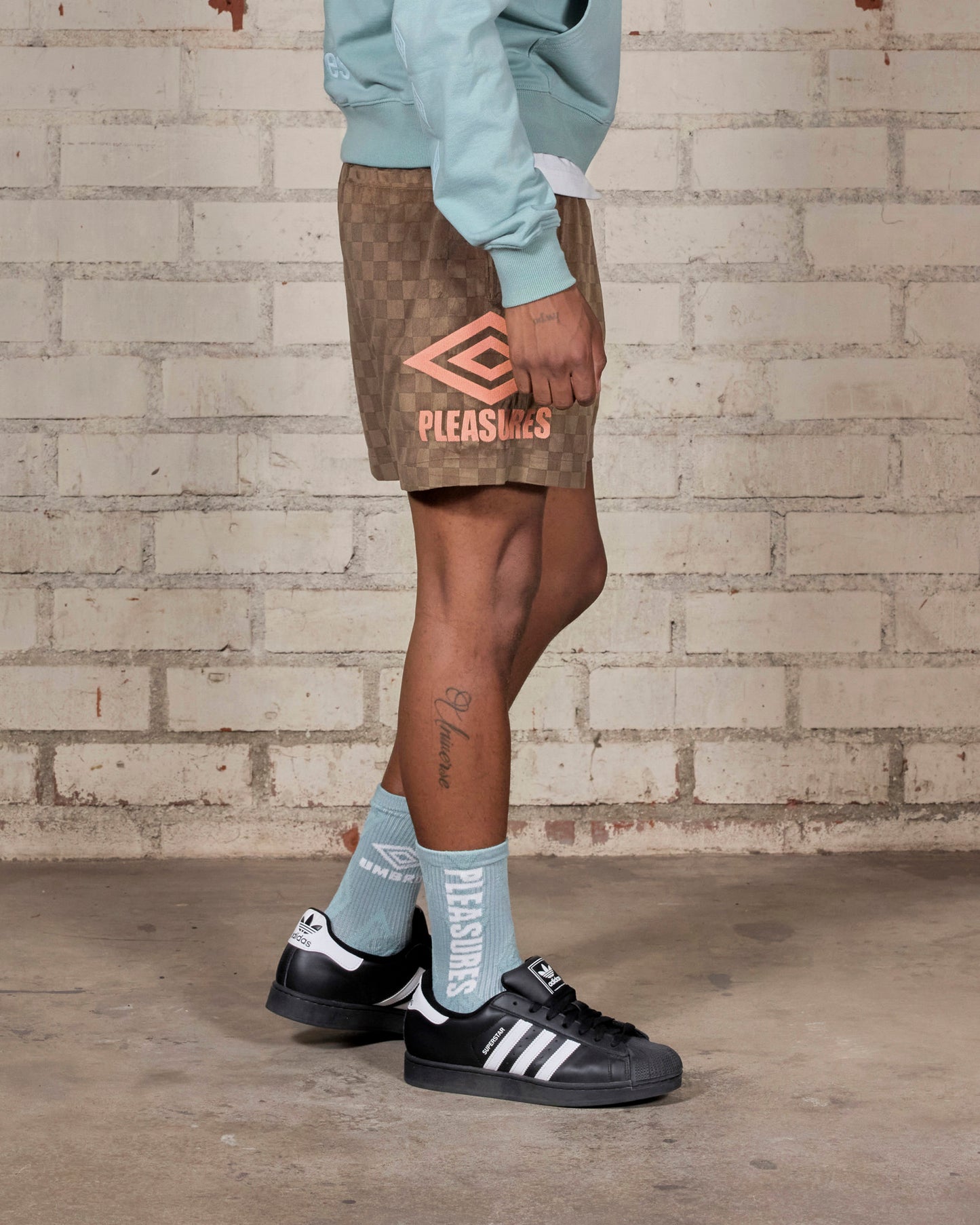 CLASSIC SHORTS