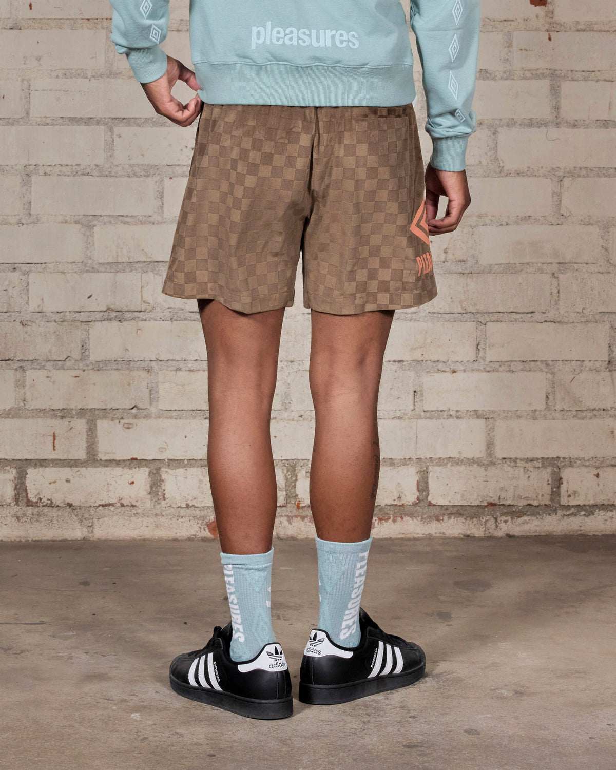 CLASSIC SHORTS