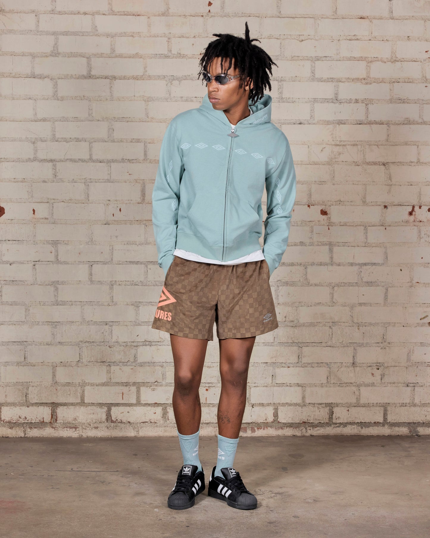 CLASSIC SHORTS