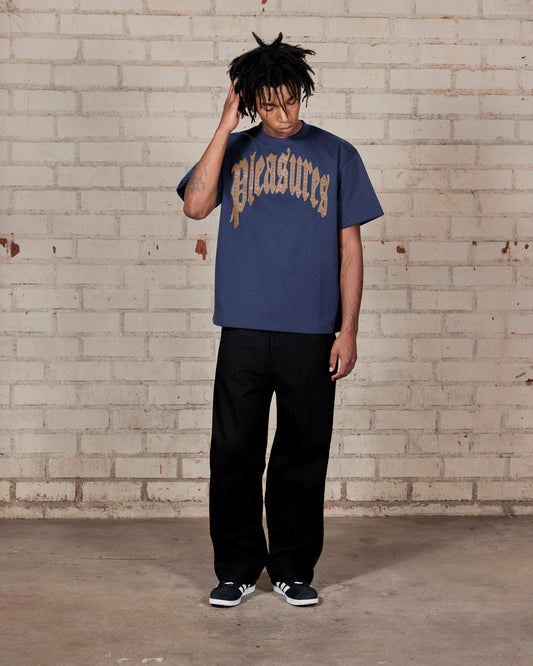 TWITCH STUDDED SHORT SLEEVE CREW