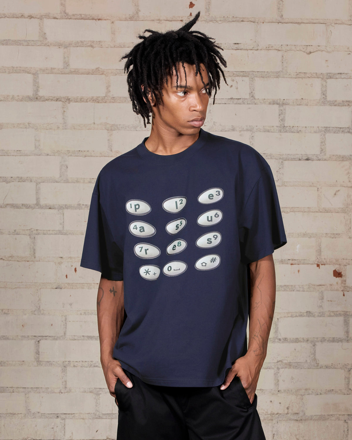 BUTTONS T-SHIRT