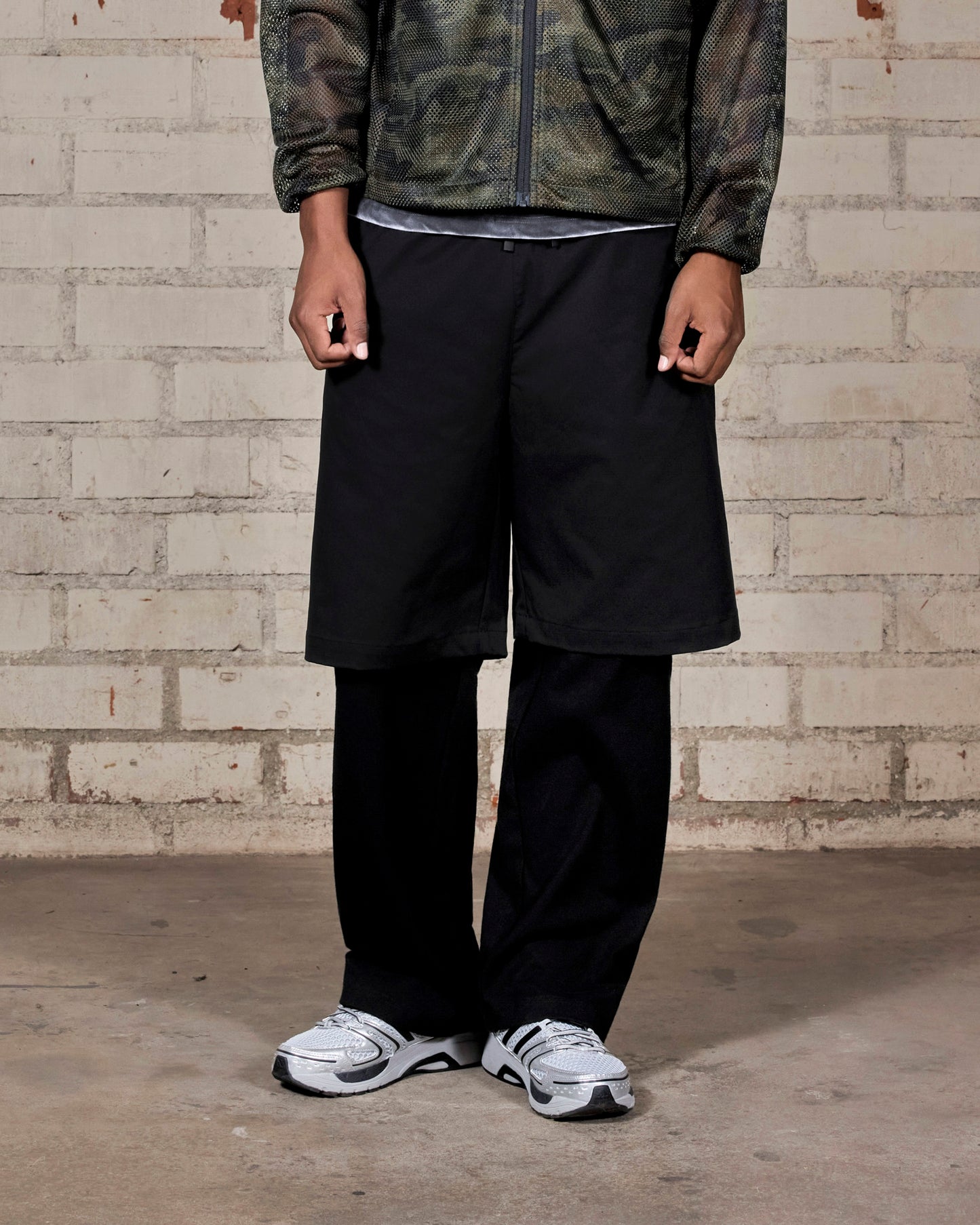 STAY LAYERED PANTS