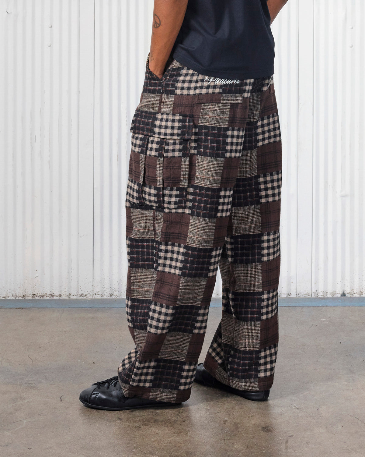 VISITOR CARGO PANTS