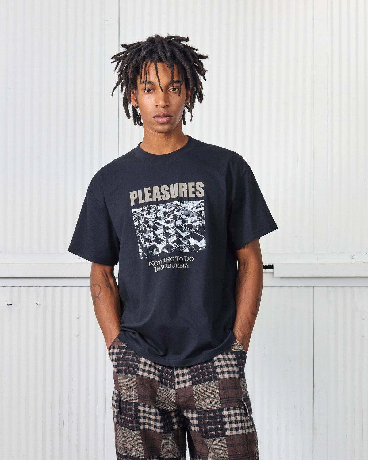 SUBURBS T-SHIRT