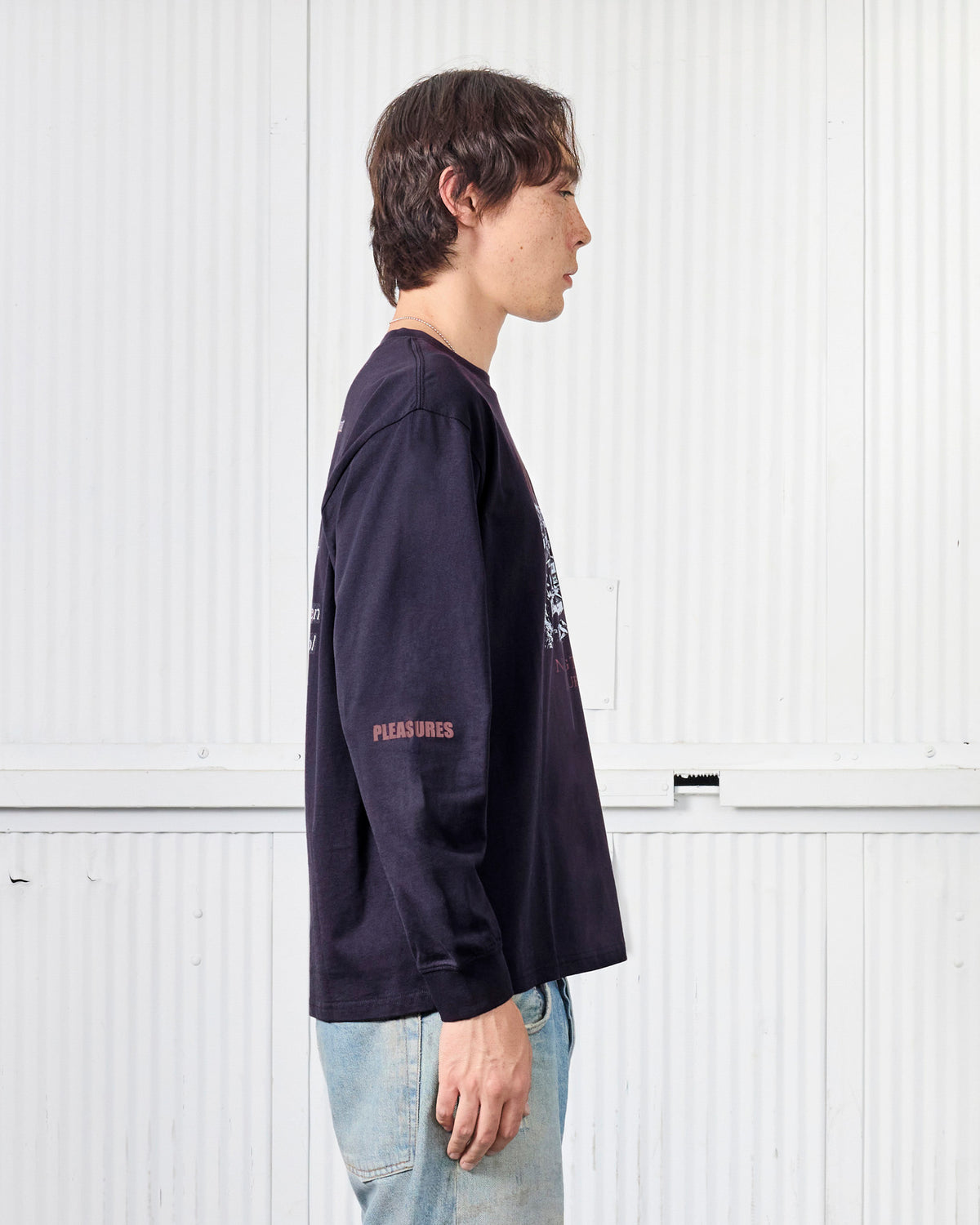 SUBURBS LONGSLEEVE