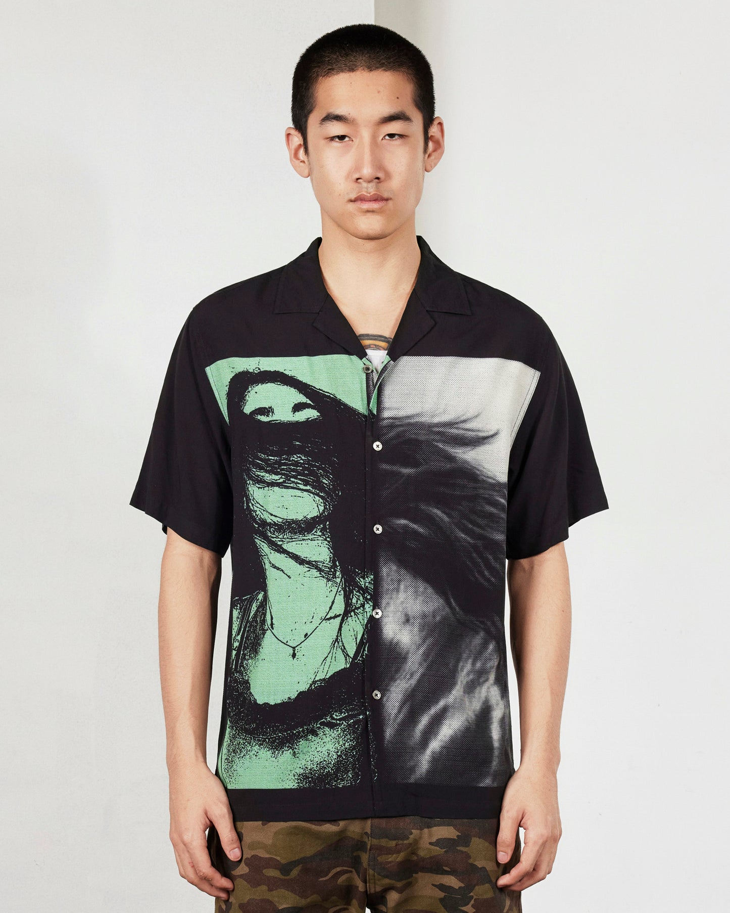 HORSE HAIR BUTTON UP