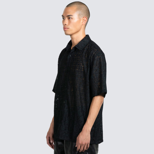 LACY BUTTON DOWN