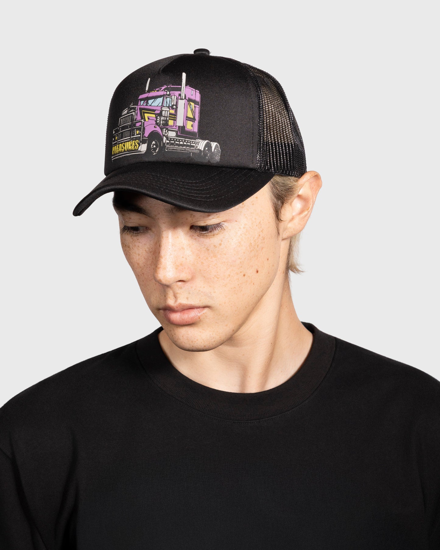 SEMI TRUCKER