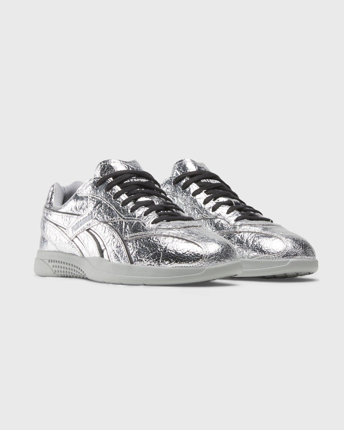 PLEASURES X REEBOK HAMMER STREET (TENNIS) - SILVER