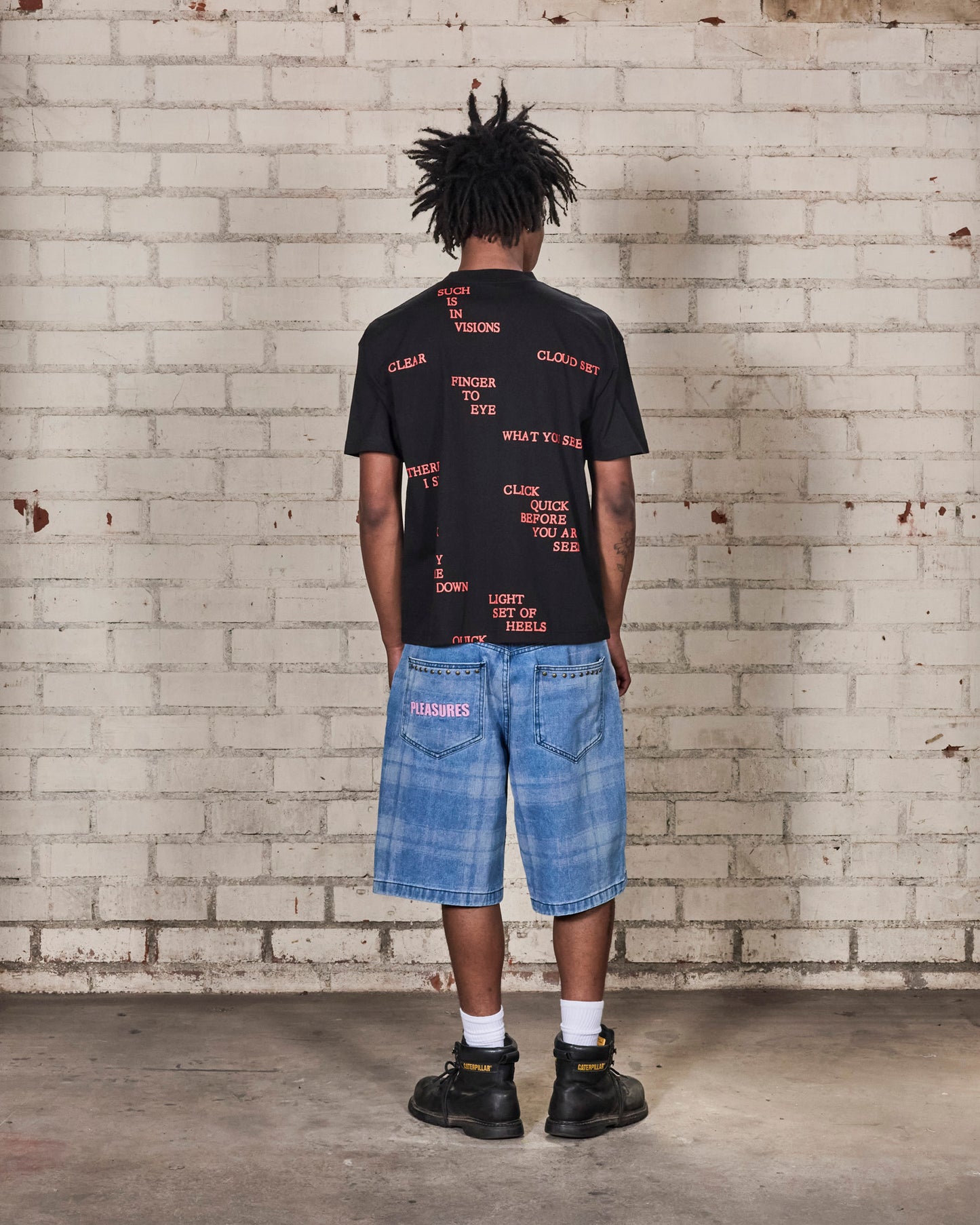 INDOORS T-SHIRT