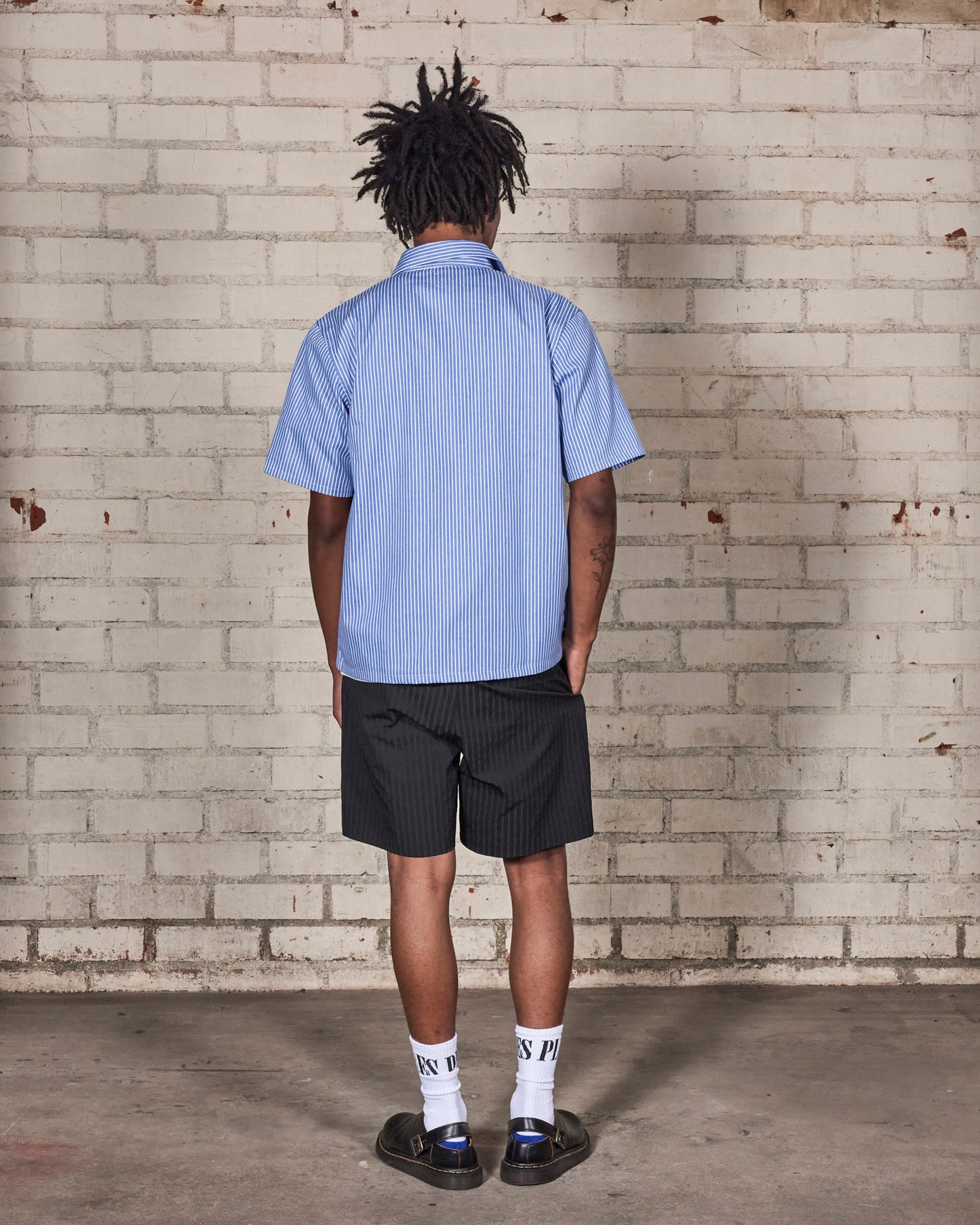 ONYX BUTTON UP