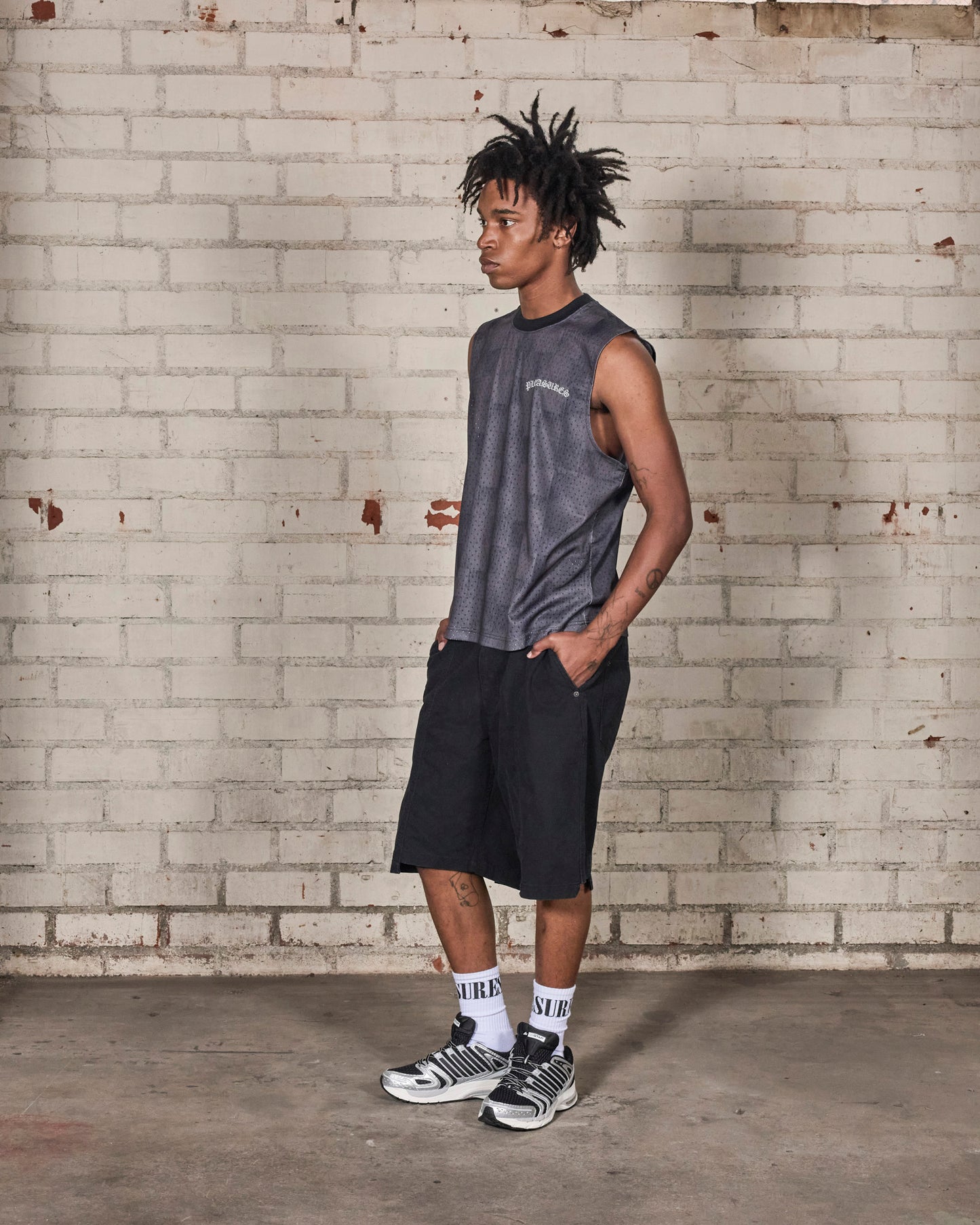 NEURAL MESH SLEEVELESS