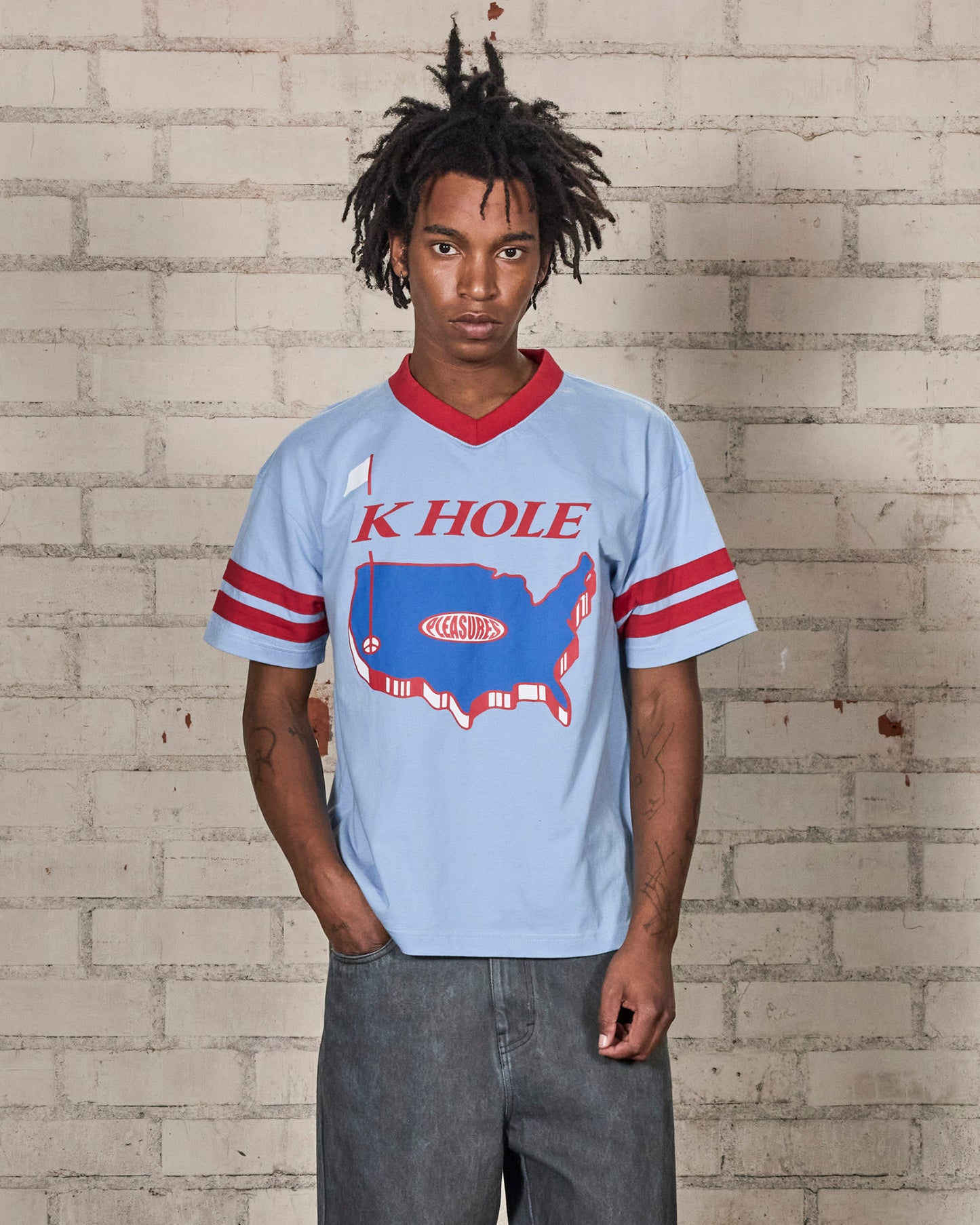 HOLE V-NECK JERSEY