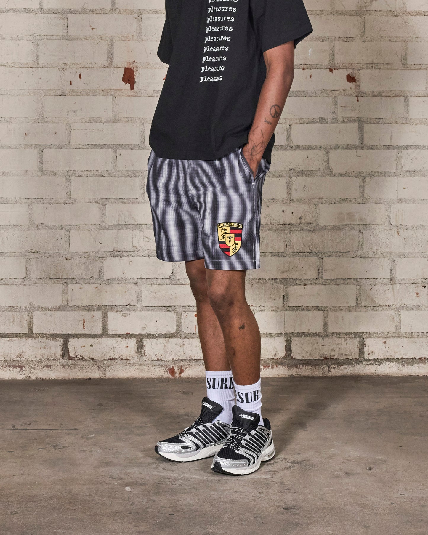 MARBLE ACTIVE SHORTS