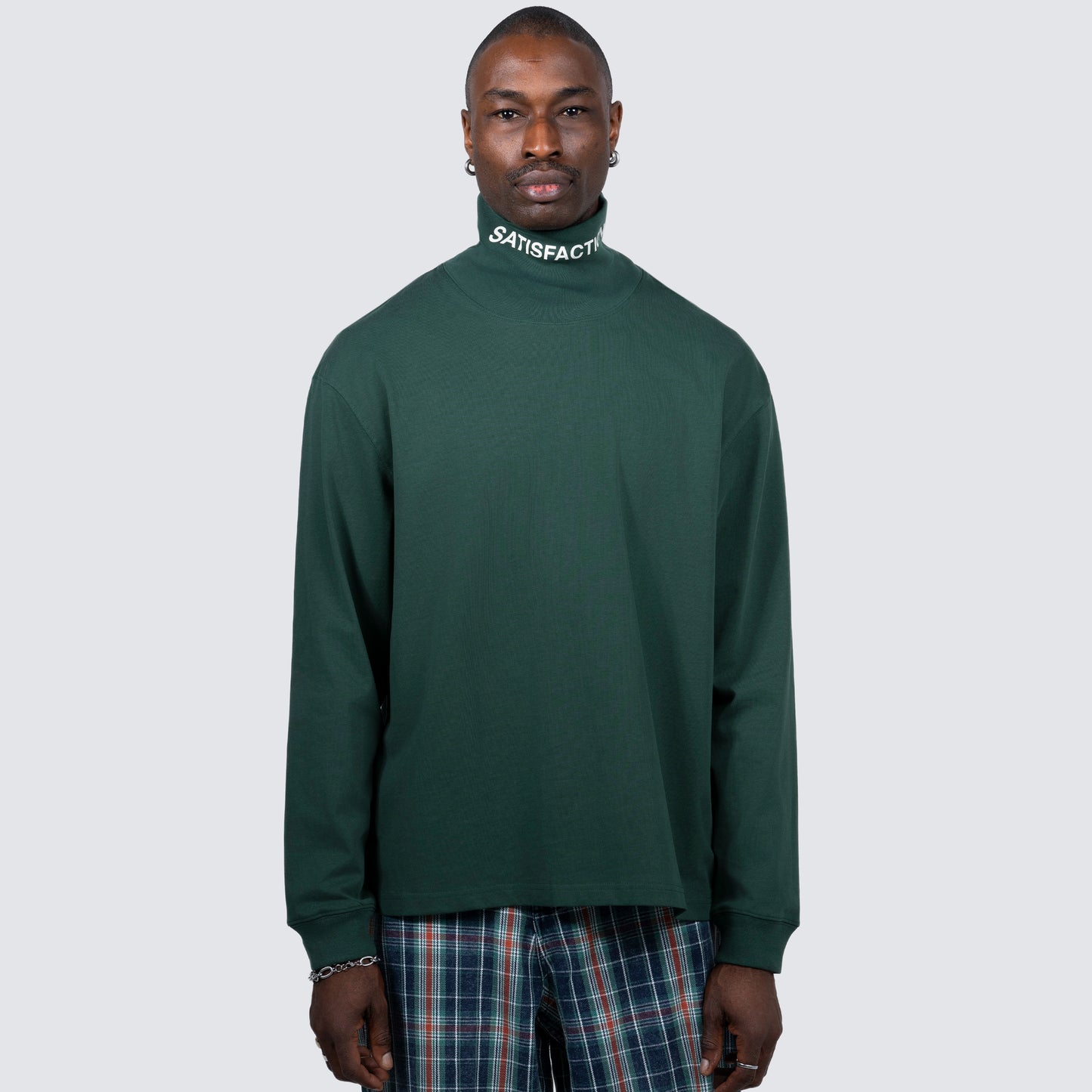 SATISFACTION TURTLENECK