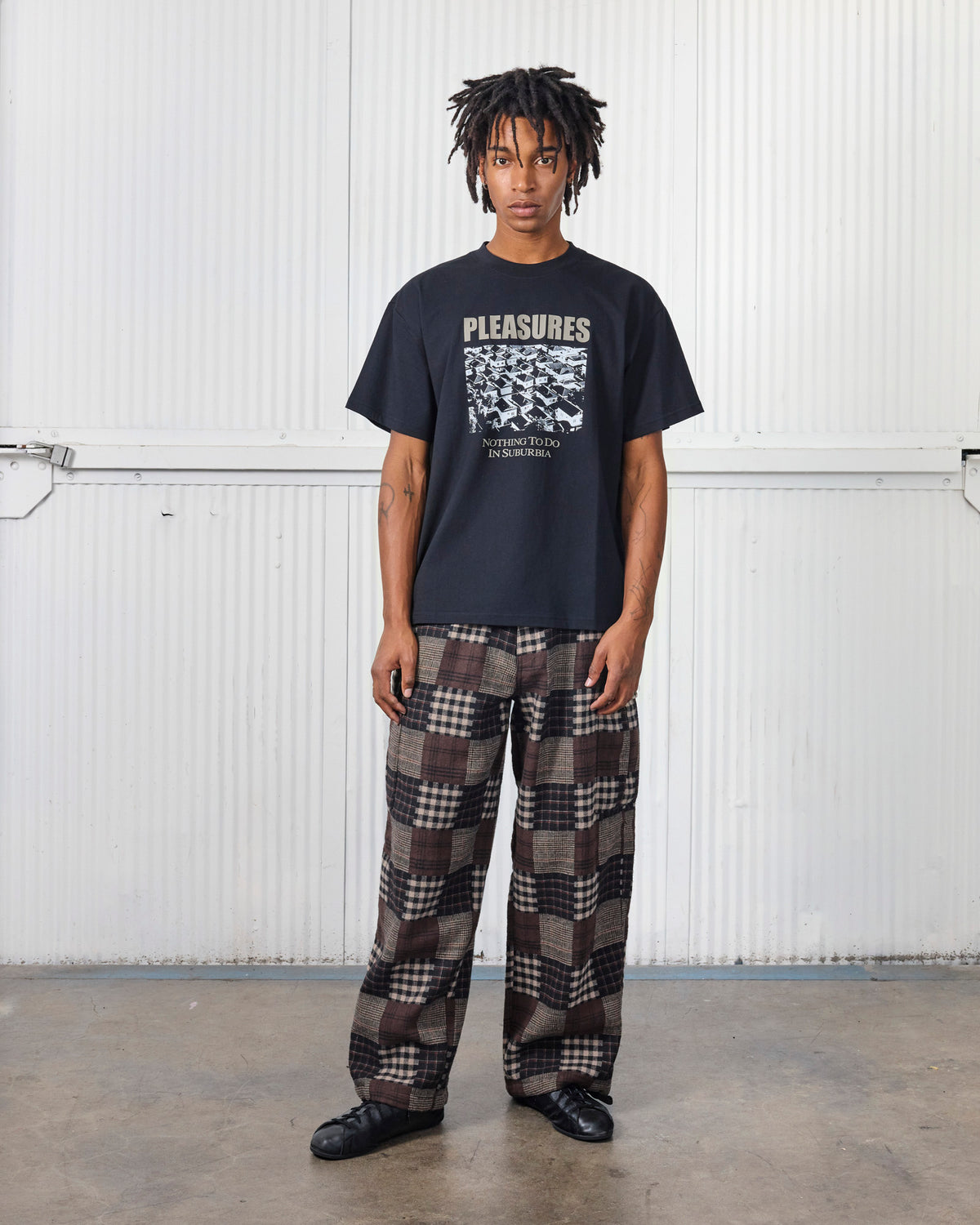 SUBURBS T-SHIRT