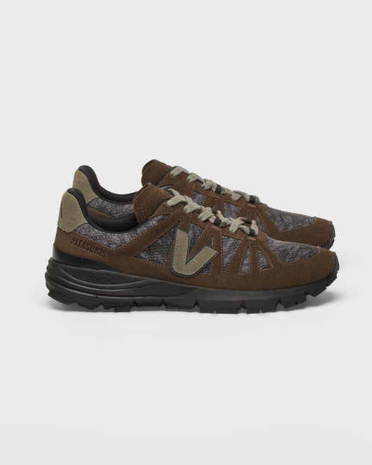 Veja x PLEASURES Salar Alveomesh
