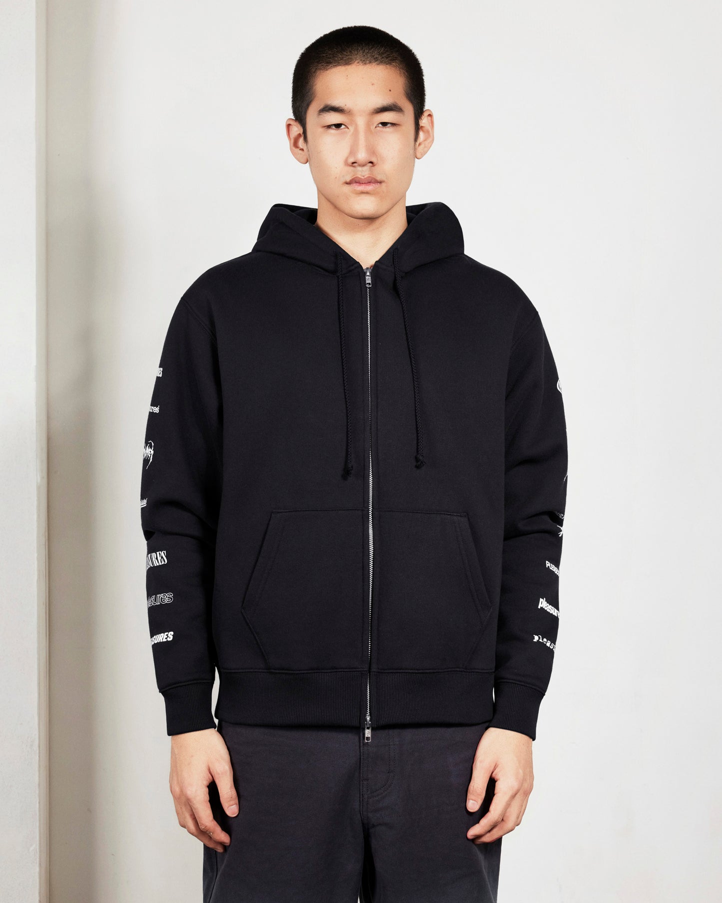 WORDMARK ZIP HOODIE