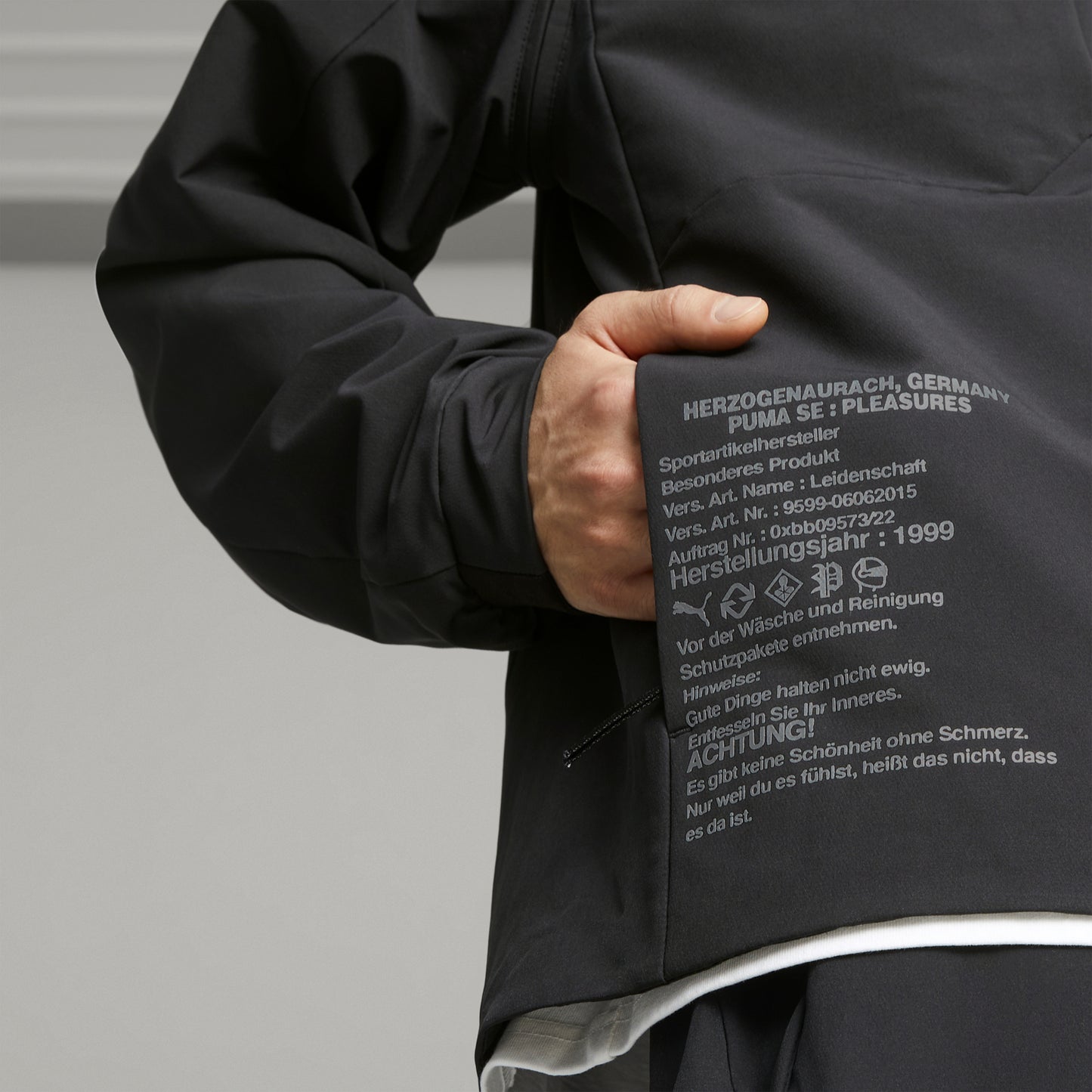 PUMA X PLEASURES ZIP-OFF JACKET