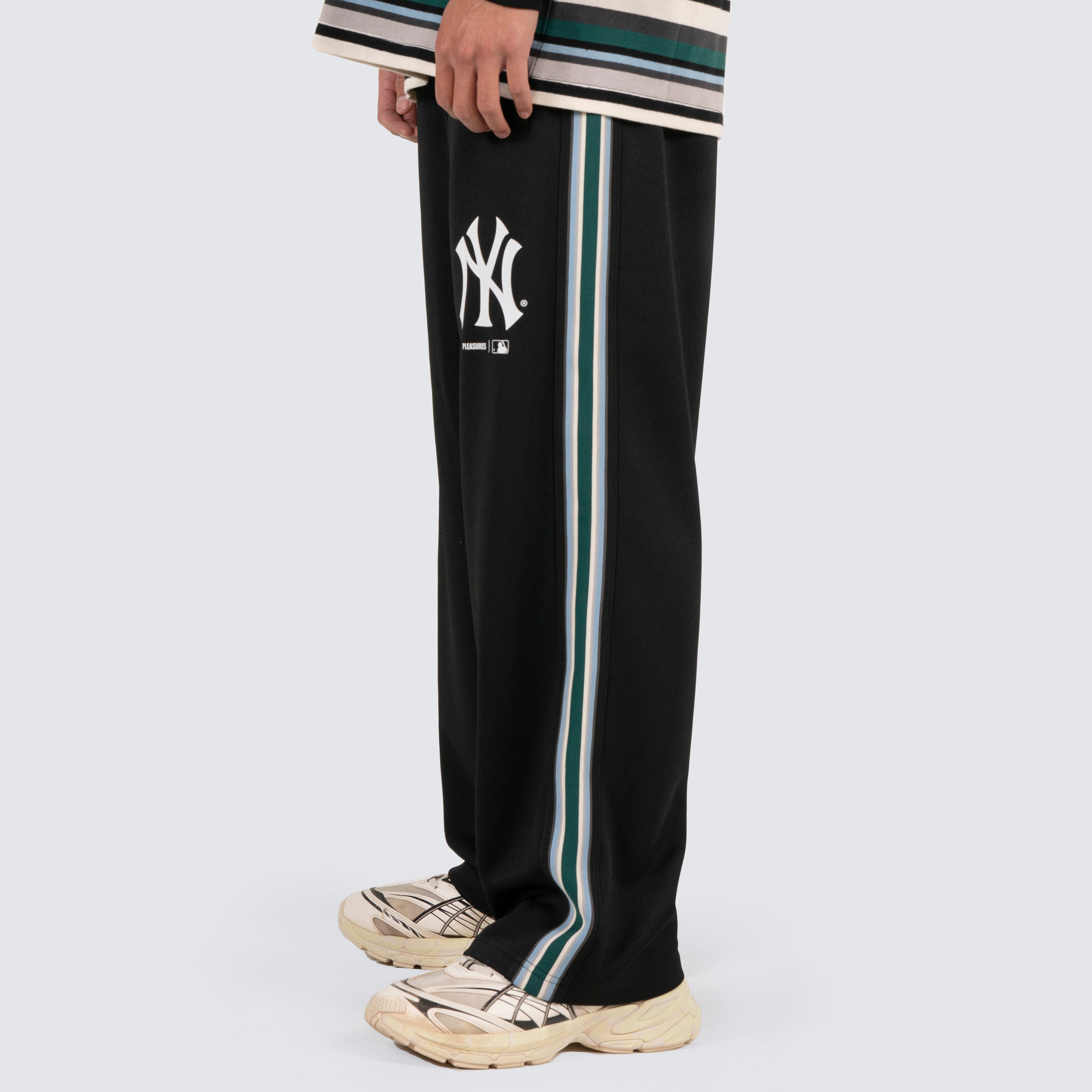 Yankees pants sales