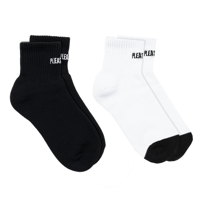 SOCKS - 2 PACK (BLACK + WHITE)