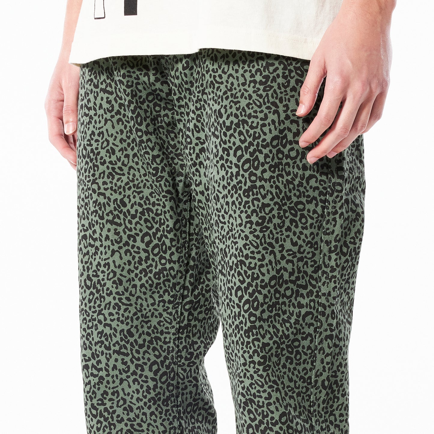 CRYSTAL CHEETAH DENIM PANT